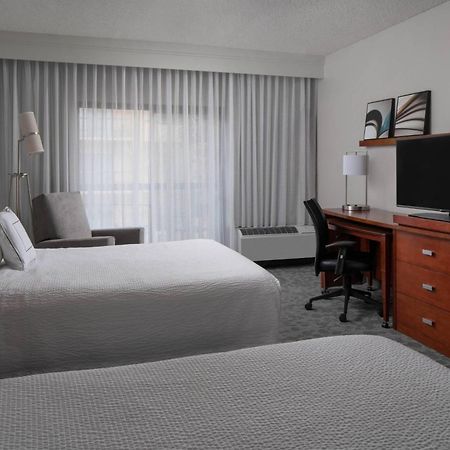 Courtyard By Marriott Jacksonville At The Mayo Clinic Campus/Beaches מראה חיצוני תמונה