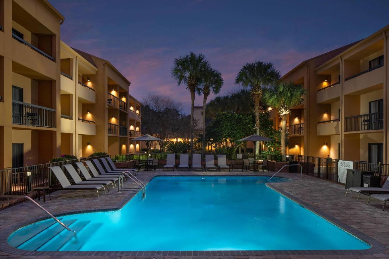 Courtyard By Marriott Jacksonville At The Mayo Clinic Campus/Beaches מראה חיצוני תמונה