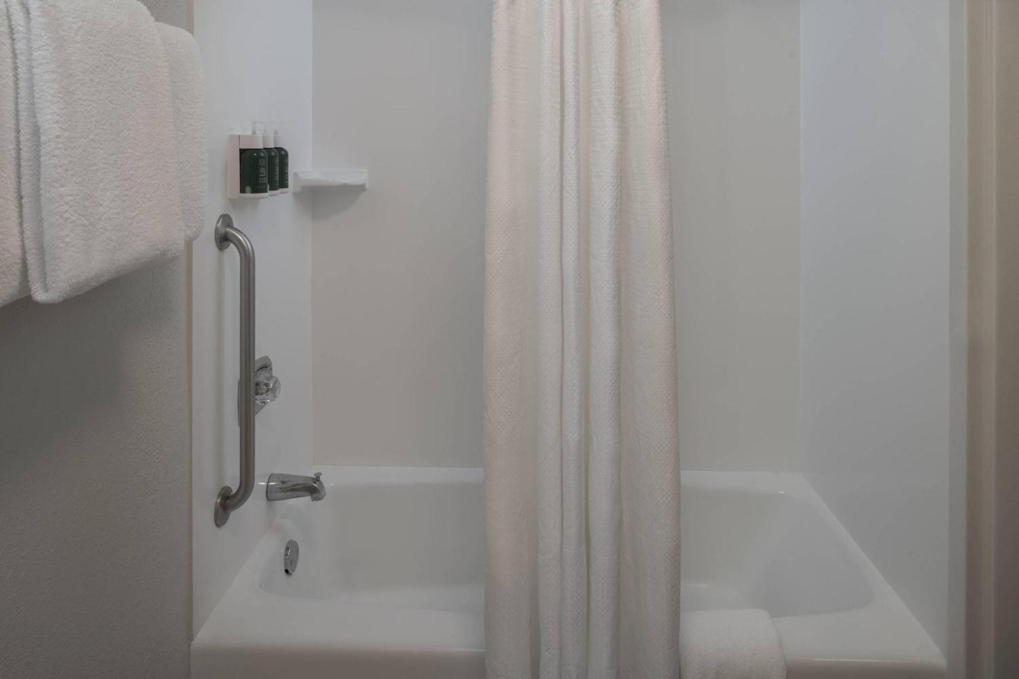 Courtyard By Marriott Jacksonville At The Mayo Clinic Campus/Beaches מראה חיצוני תמונה