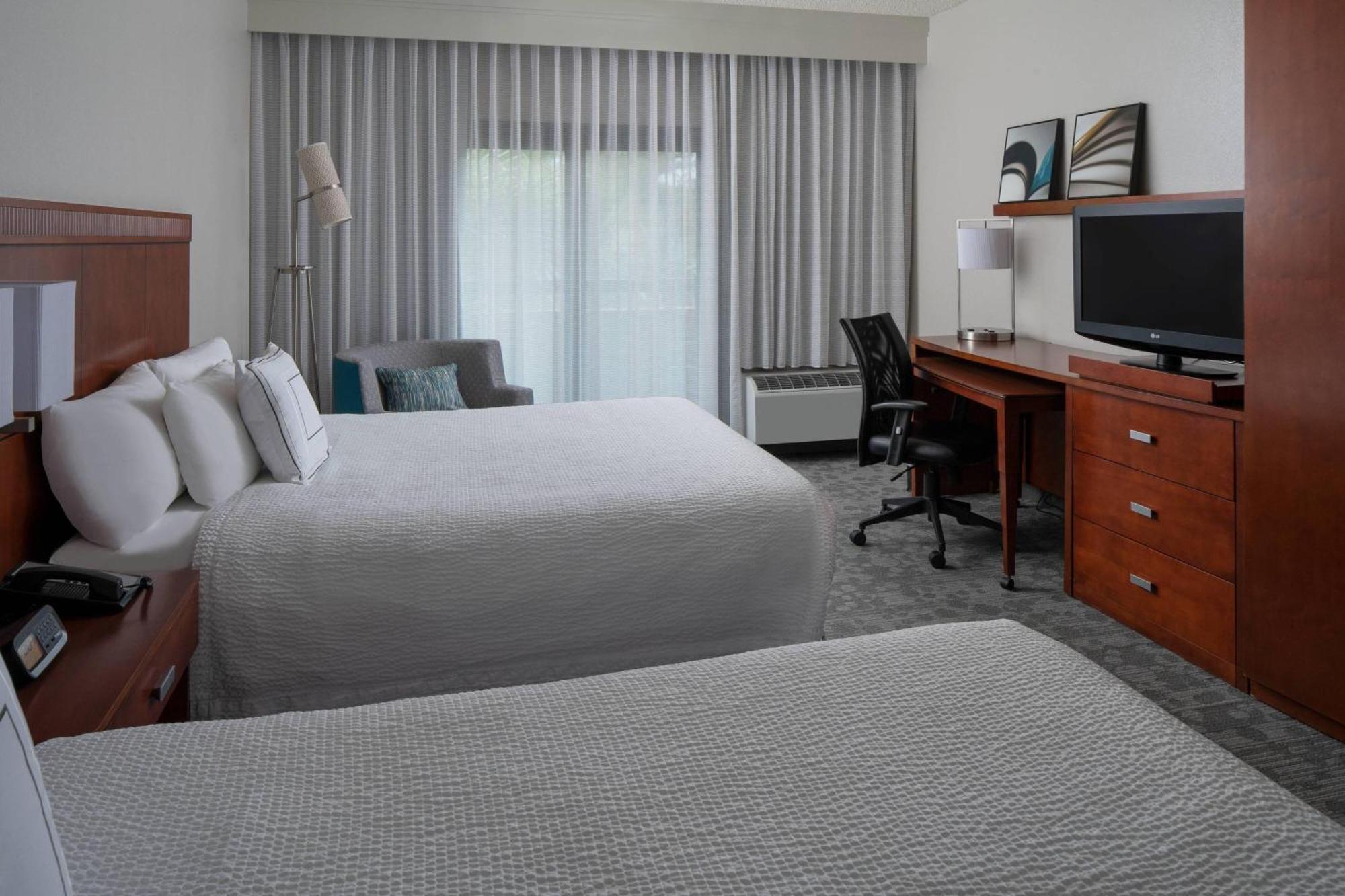 Courtyard By Marriott Jacksonville At The Mayo Clinic Campus/Beaches מראה חיצוני תמונה