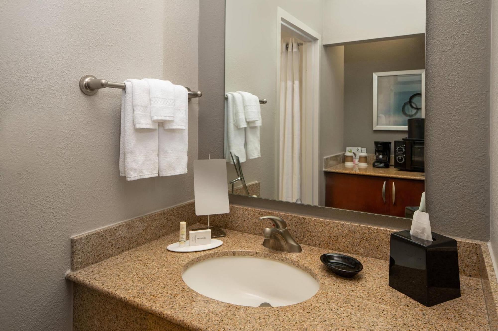 Courtyard By Marriott Jacksonville At The Mayo Clinic Campus/Beaches מראה חיצוני תמונה