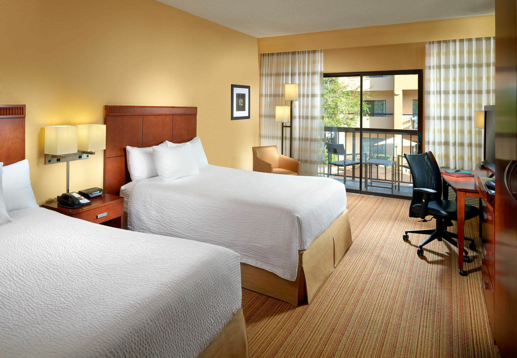 Courtyard By Marriott Jacksonville At The Mayo Clinic Campus/Beaches מראה חיצוני תמונה