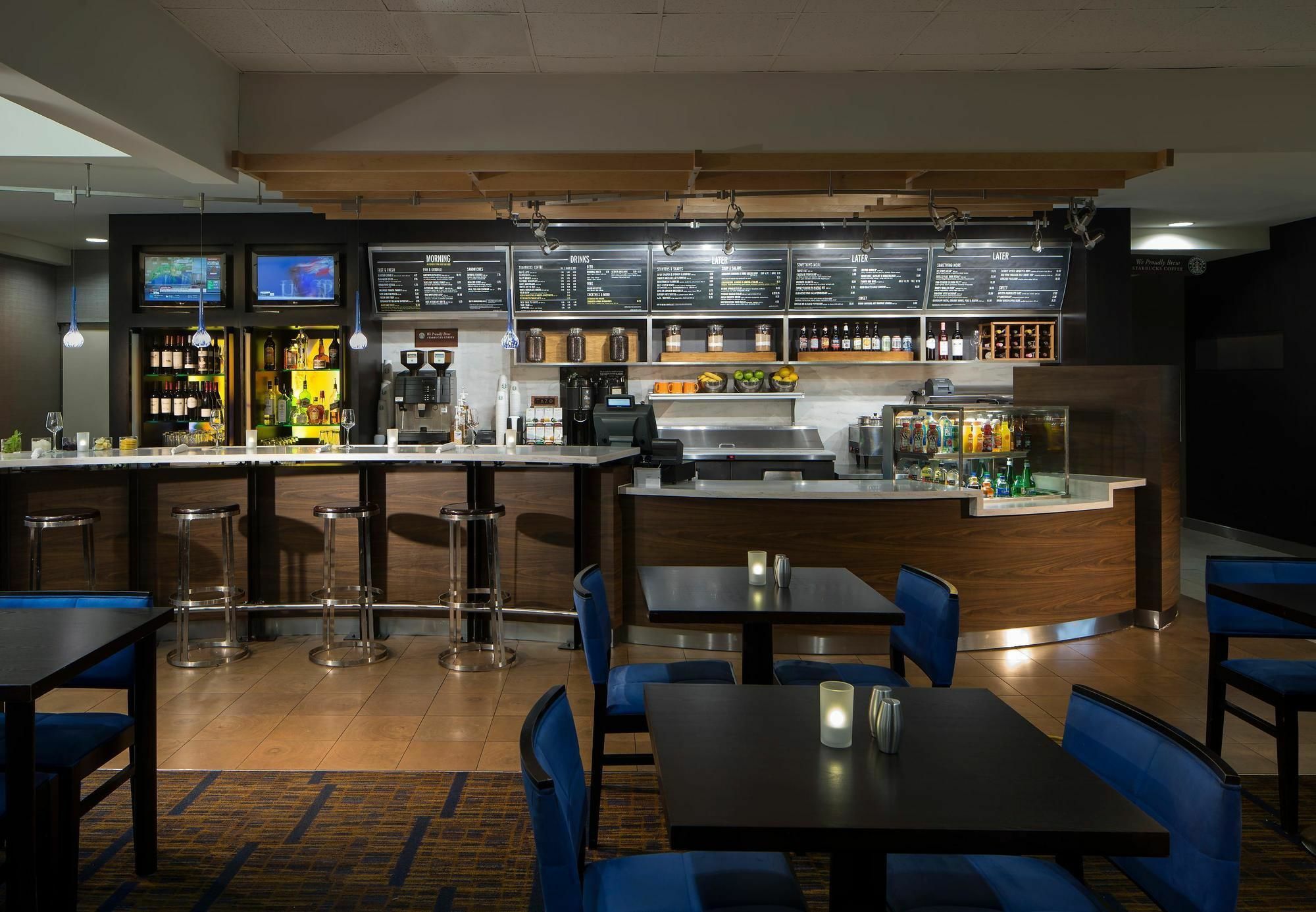 Courtyard By Marriott Jacksonville At The Mayo Clinic Campus/Beaches מראה חיצוני תמונה