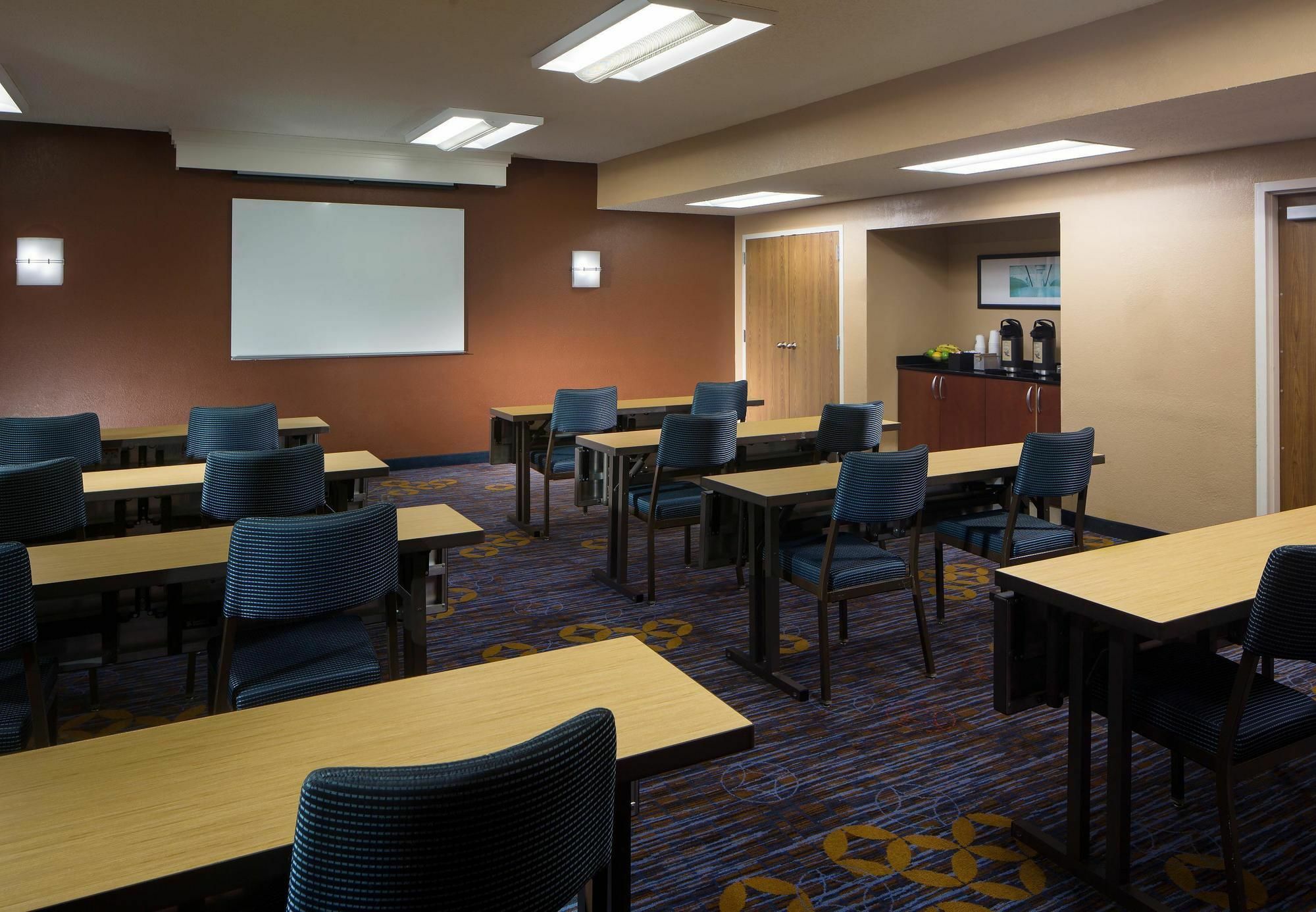 Courtyard By Marriott Jacksonville At The Mayo Clinic Campus/Beaches מראה חיצוני תמונה